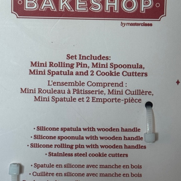 Festive Gingerbread Baking Set | NWT - Picture 2 of 2